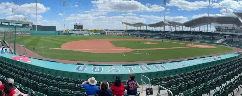 BaseballSpringTrainingBostonRedSoxJetBlueParkFenwaySouthPanoramic_FortMyers_rebbewe_2021_03.jpg