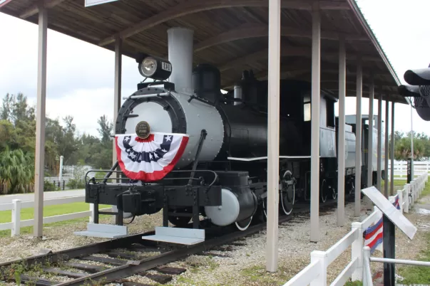 Lakes Park Railroad Museum