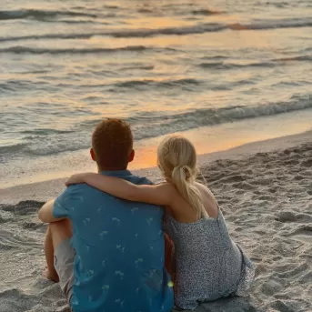Couple Love Beach Waves Sunset